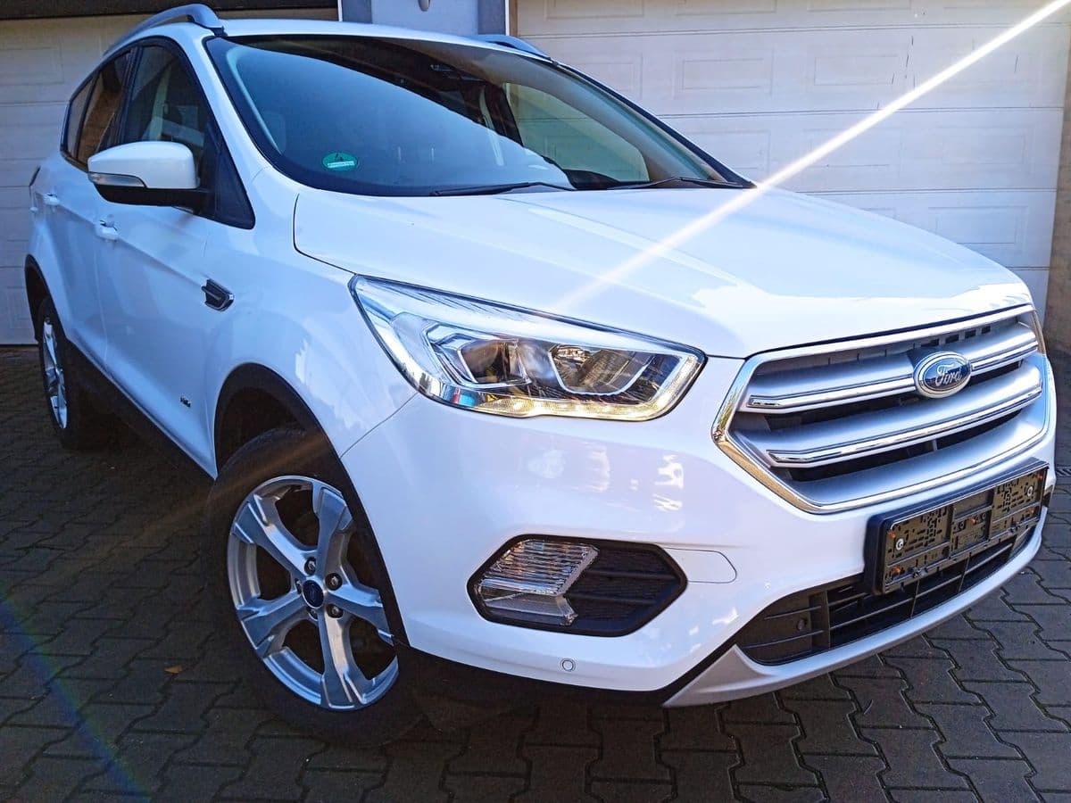 Ford Kuga 2.0 TDCi Titanium 4x4  2017r